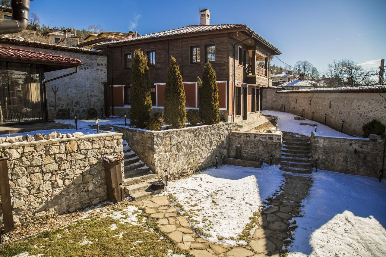 Villa Red House Kopriwschtiza Exterior foto